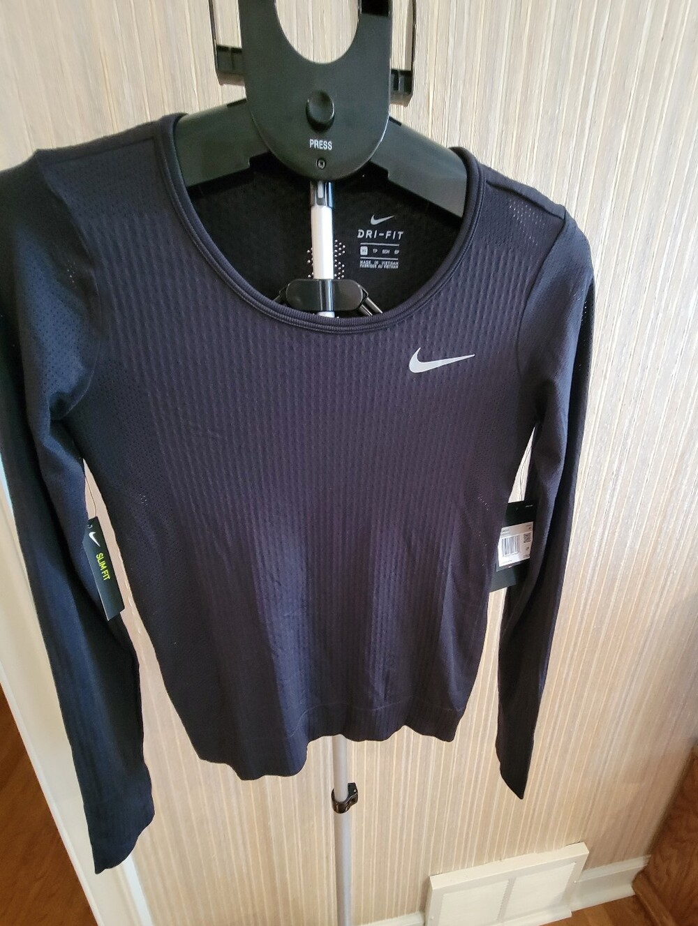 Nike Dri-FIT Long Sleeve Crew Neck Top - Black NWT XSmall